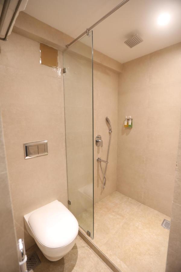 Hotel Cliffton Mumbai Exterior photo