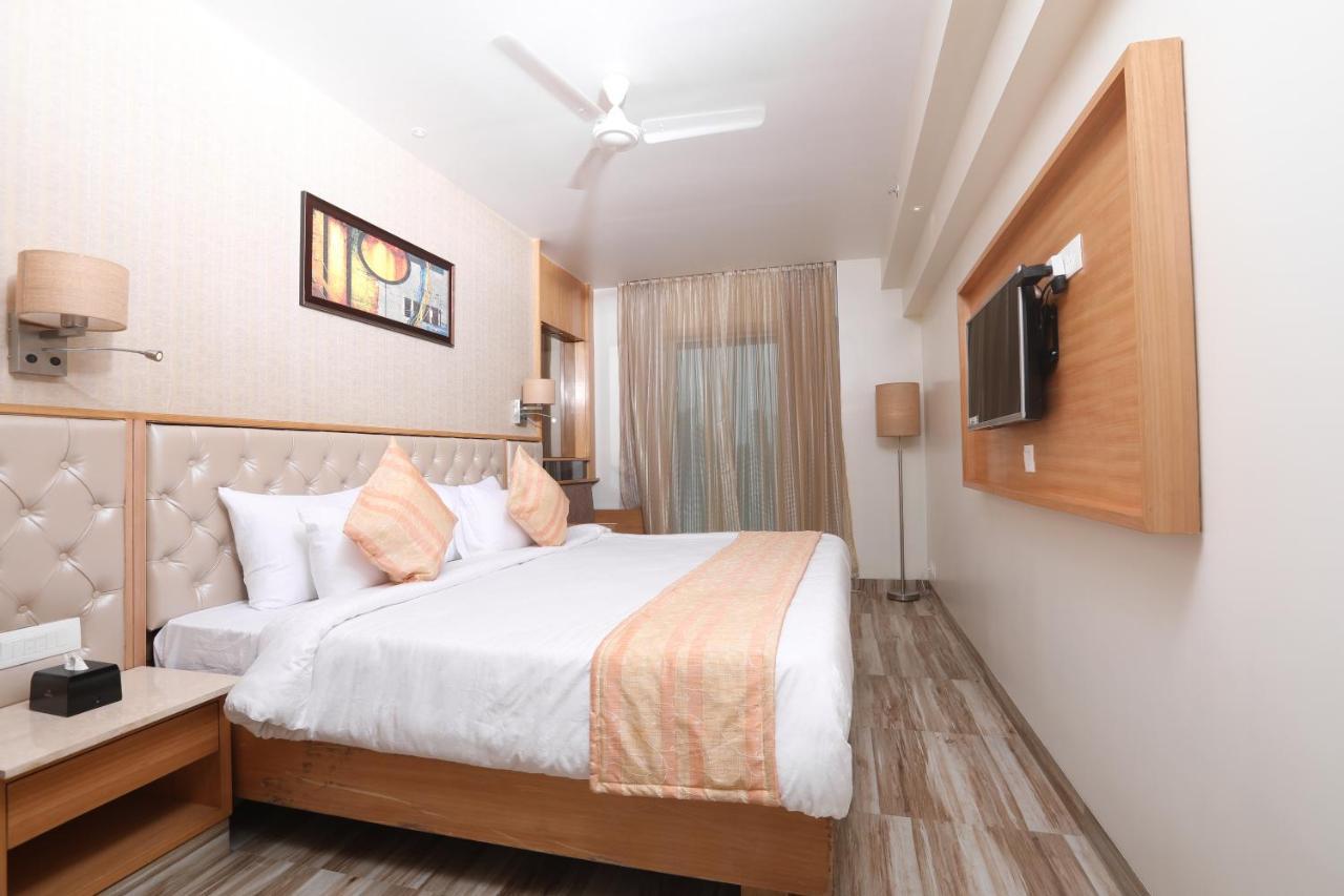 Hotel Cliffton Mumbai Exterior photo