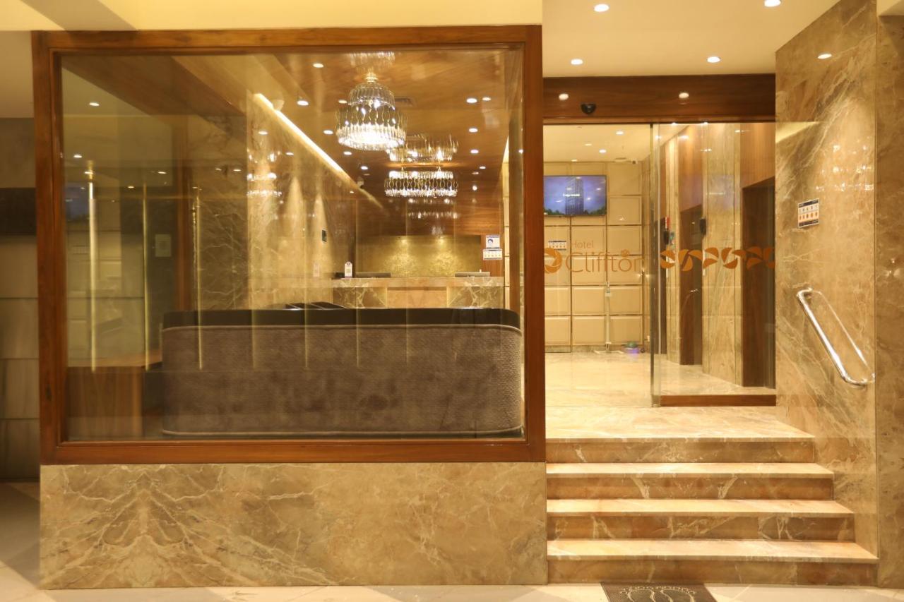 Hotel Cliffton Mumbai Exterior photo