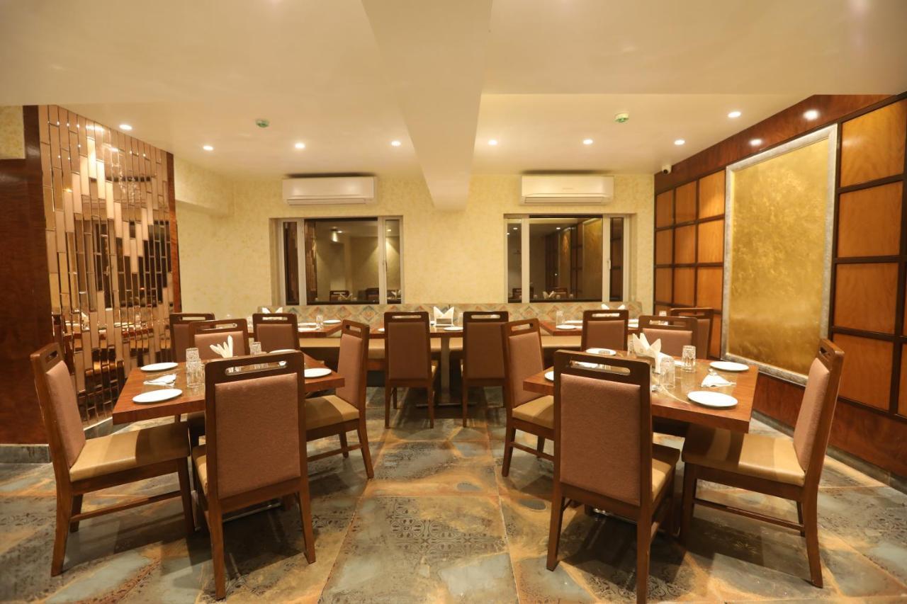 Hotel Cliffton Mumbai Exterior photo