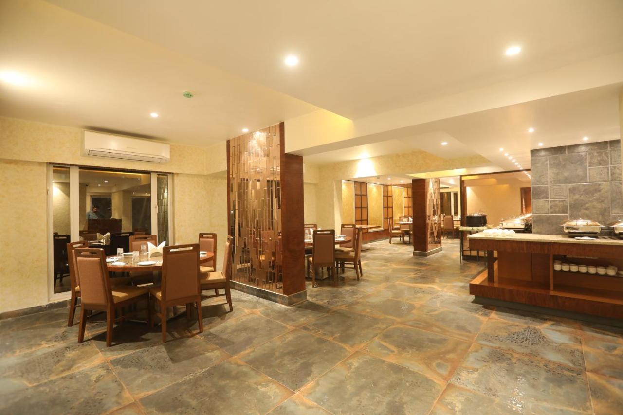 Hotel Cliffton Mumbai Exterior photo
